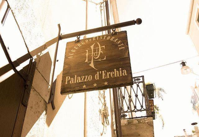 Hotel Palazzo D'Erchia Конверсано Экстерьер фото